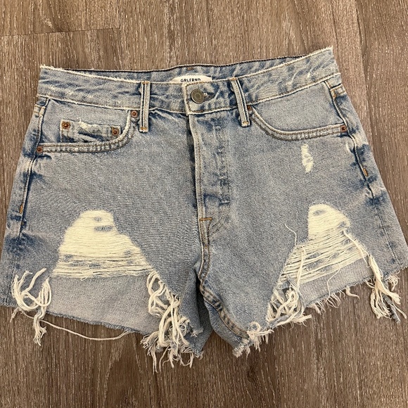 GRLFRND Helena High-Rise Straight Leg Cut Off Short in Acetone - Picture 3 of 6